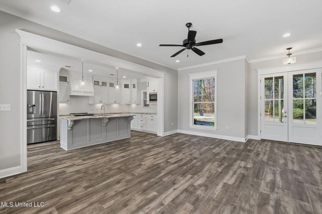 210 W Black Creek Road, Sumrall, MS 39482