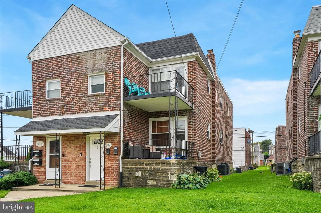 536 HOFFNAGLE, PHILADELPHIA, PA 19111 — exterior