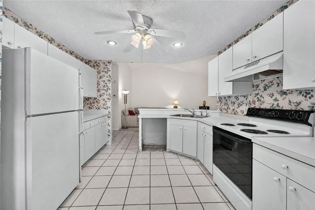 1023 MCDANIEL STREET 139, Sun City Center, FL 33573