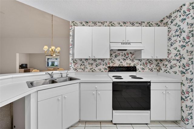 1023 MCDANIEL STREET 139, Sun City Center, FL 33573