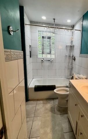 3651 W 64th Place, Chicago, IL 60629