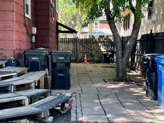 3651 W 64th Place, Chicago, IL 60629