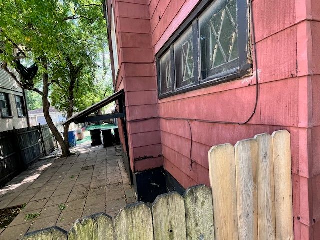 3651 W 64th Place, Chicago, IL 60629