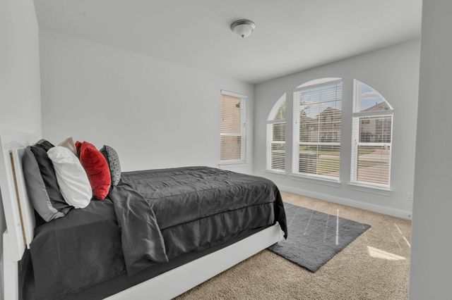 7548 Ridge Lane, Grand Prairie, TX 75054