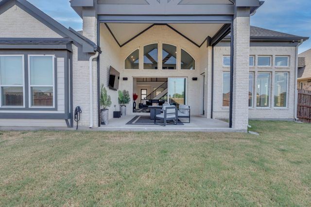 7548 Ridge Lane, Grand Prairie, TX 75054