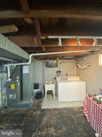 56 S OAKLAND AVE, Runnemede, NJ 08078