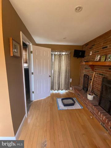 56 S OAKLAND AVE, Runnemede, NJ 08078