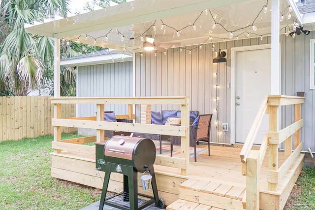 3803 W Jackson St, Pensacola, FL 32506