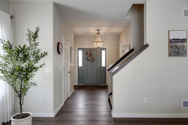 6661 Dusky Glen, Windsor, WI 53598