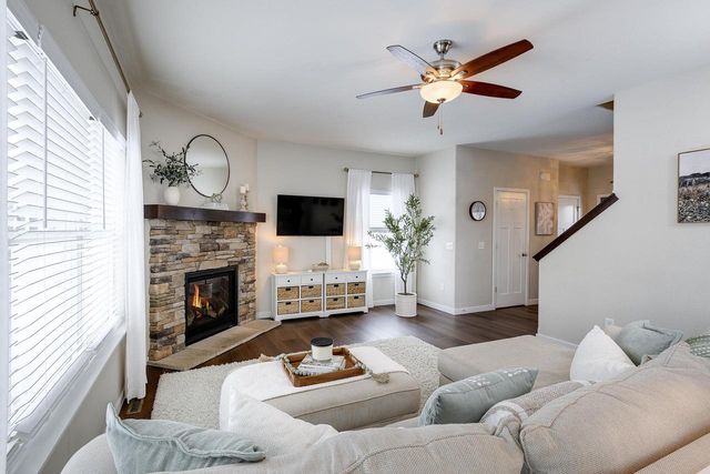 6661 Dusky Glen, Windsor, WI 53598