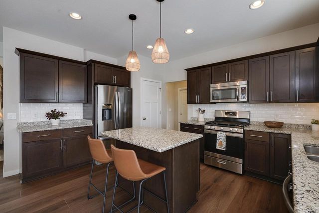 6661 Dusky Glen, Windsor, WI 53598