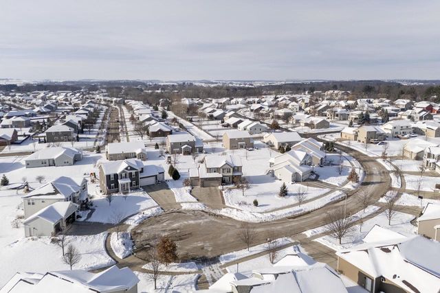 6661 Dusky Glen, Windsor, WI 53598