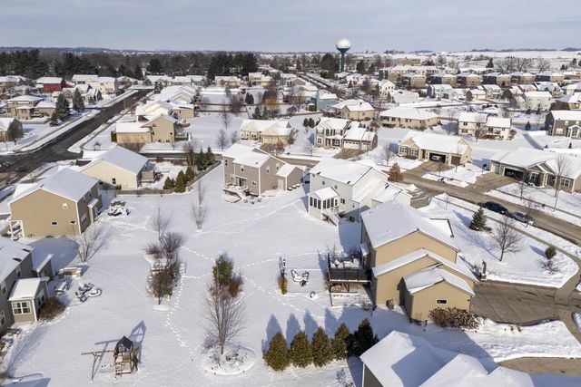 6661 Dusky Glen, Windsor, WI 53598