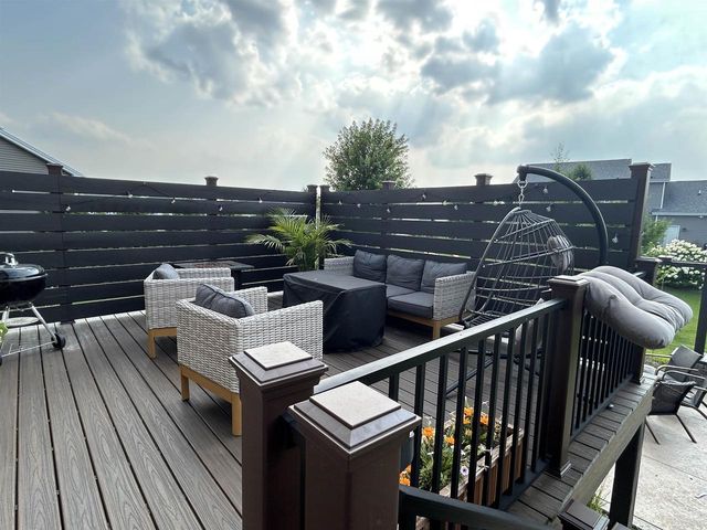 6661 Dusky Glen, Windsor, WI 53598