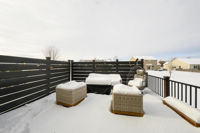 6661 Dusky Glen, Windsor, WI 53598