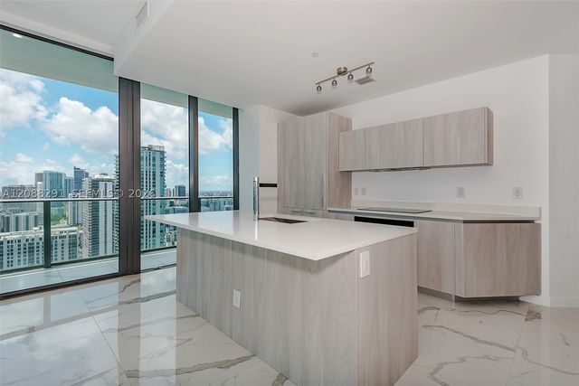480 NE 31st St 3201, Miami, FL 33137