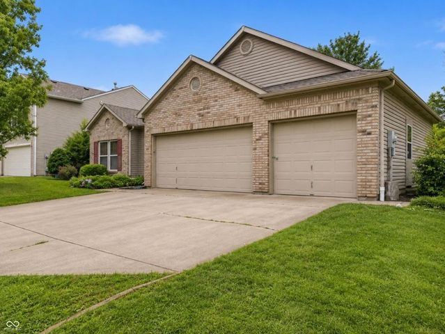 8539 Belle Union Court, Camby, IN 46113