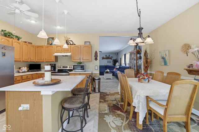 8539 Belle Union Court, Camby, IN 46113
