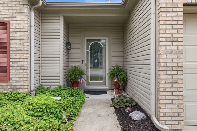8539 Belle Union Court, Camby, IN 46113