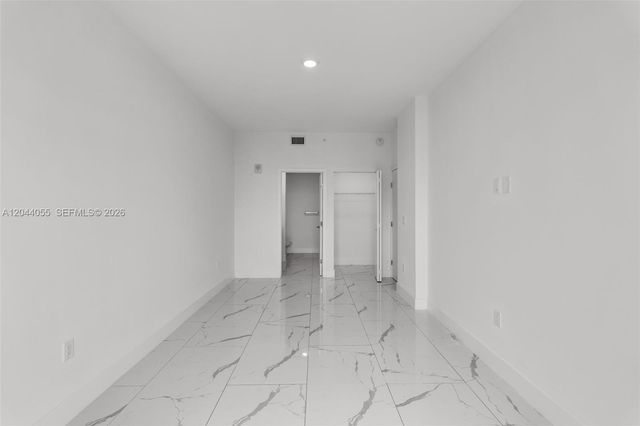 1 Curtiss Pkwy 319, Miami Springs, FL 33166