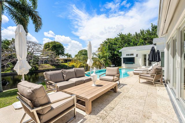 7745 W Lake Drive, Lake Clarke Shores, FL 33406