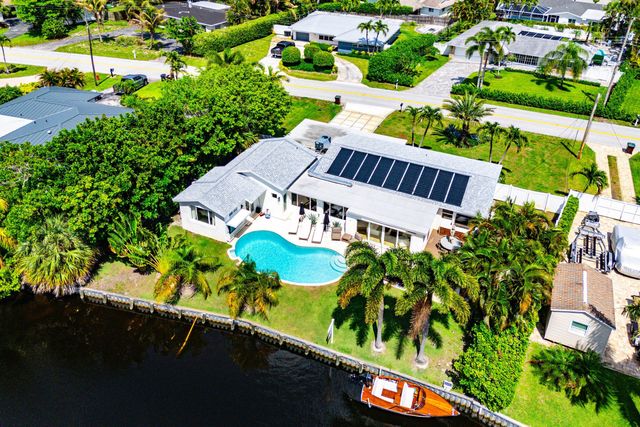7745 W Lake Drive, Lake Clarke Shores, FL 33406