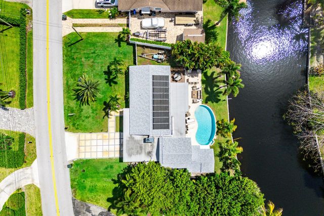 7745 W Lake Drive, Lake Clarke Shores, FL 33406