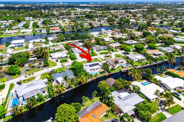 7745 W Lake Drive, Lake Clarke Shores, FL 33406