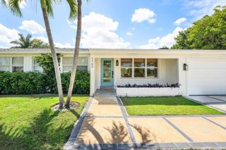 7745 W Lake Drive, Lake Clarke Shores, FL 33406