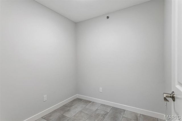 918 Hanna Place Court F, Ballwin, MO 63021