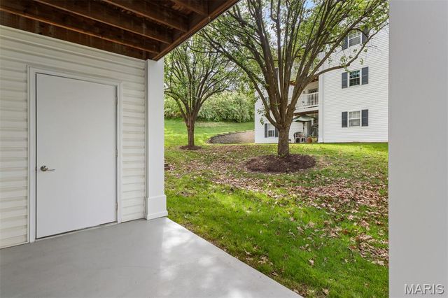 918 Hanna Place Court F, Ballwin, MO 63021