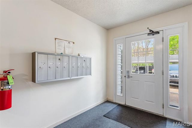 918 Hanna Place Court F, Ballwin, MO 63021