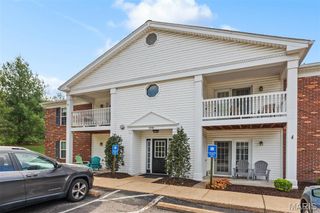 918 Hanna Place Court F, Ballwin, MO 63021