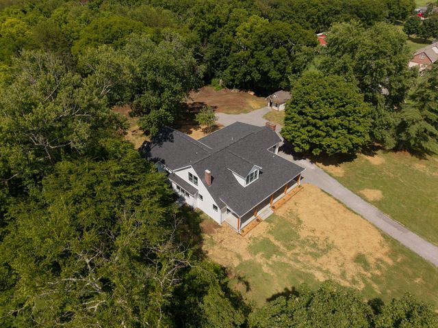 1629 Cairo Rd, Gallatin, TN 37066