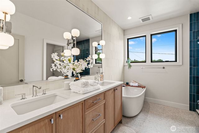3609 NW 62nd Street, Seattle, WA 98107