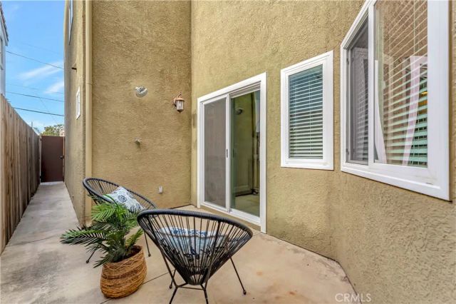 621 8th Street, Huntington Beach, CA 92648