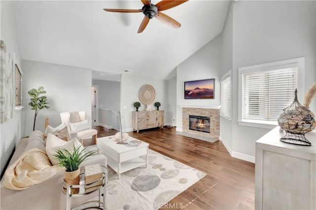 621 8th Street, Huntington Beach, CA 92648