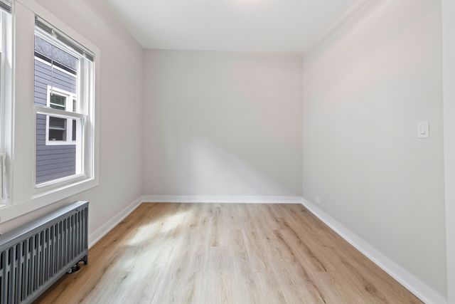 5002 W Gunnison Street 2, Chicago, IL 60630