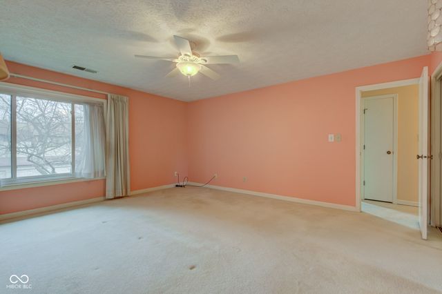 102 Knoll Court D, Noblesville, IN 46062