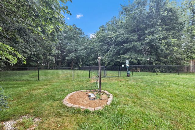 102 Knoll Court D, Noblesville, IN 46062