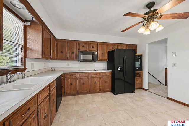 707 Sherman Drive, Bellevue, NE 68005