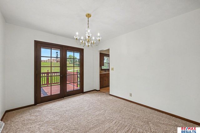 707 Sherman Drive, Bellevue, NE 68005