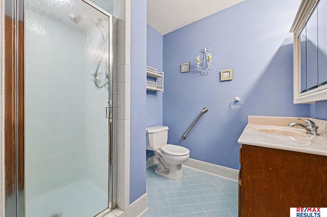 707 Sherman Drive, Bellevue, NE 68005