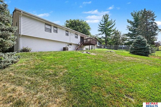 707 Sherman Drive, Bellevue, NE 68005