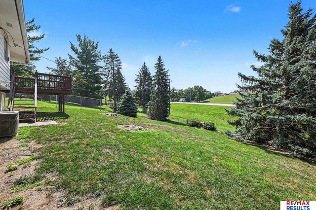 707 Sherman Drive, Bellevue, NE 68005