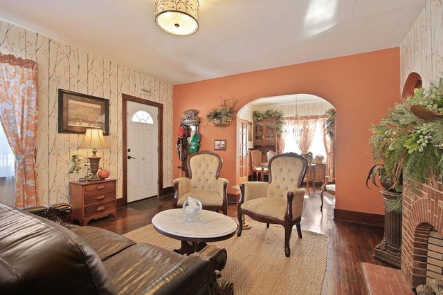 1213 S WASHINGTON ST, Mexico, MO 65265