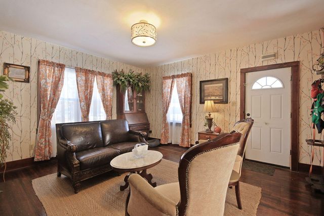 1213 S WASHINGTON ST, Mexico, MO 65265