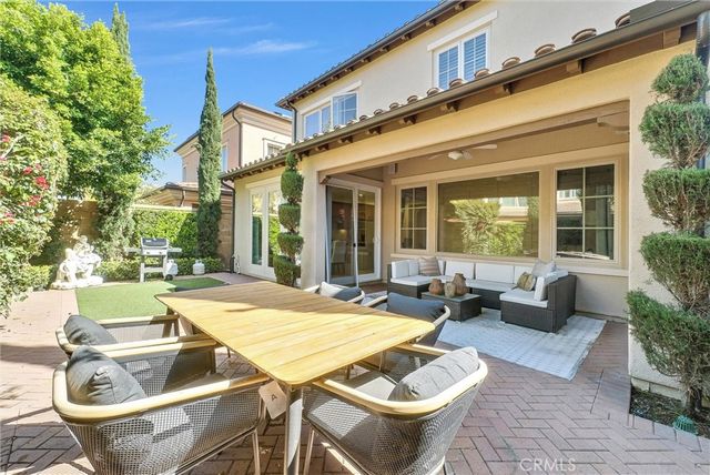 80 Lupari, Irvine, CA 92618