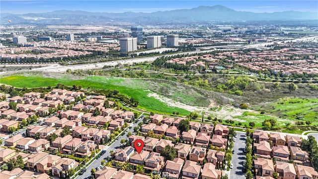80 Lupari, Irvine, CA 92618