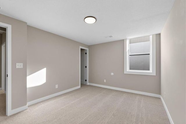 25056 W 94th Terrace, Lenexa, KS 66227